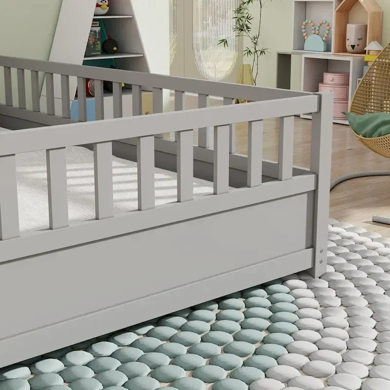 Montessori wooden children's floor bed with Support slat