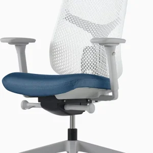 Verus Task Chair