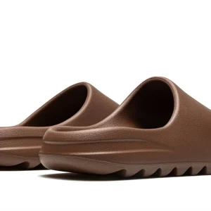YEEZY SLIDE "Core 2021"