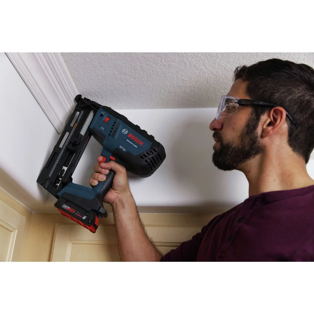 Restored Bosch GNH18V-16MAB12-RT 18V Lithium-Ion Brushless 16-Gauge Cordless Angled Finish Nailer Kit (2 Ah) (Refurbished)