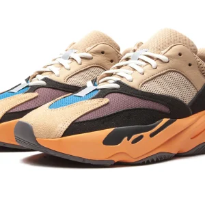 YEEZY BOOST 700 "Enflame Amber"