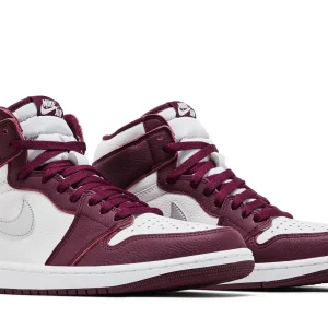 Jordan 1 Retro High OG 'Bordeaux'