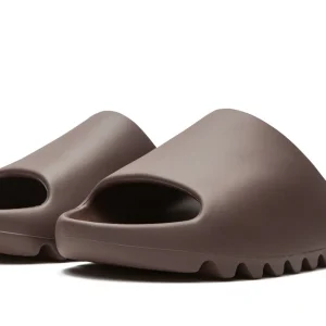 YEEZY SLIDE "Soot 2021"