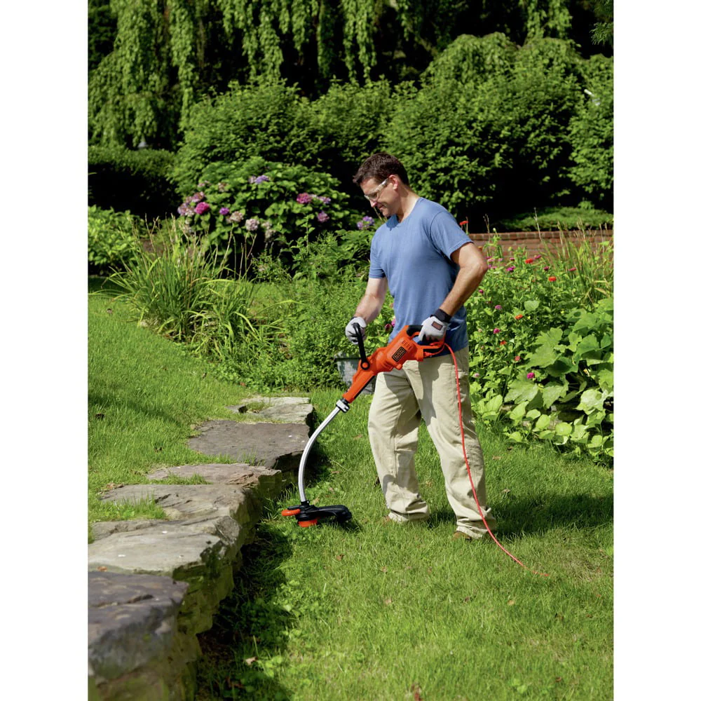 BLACK+DECKER GH3000 7.5 Amp Electric 14" String Trimmer