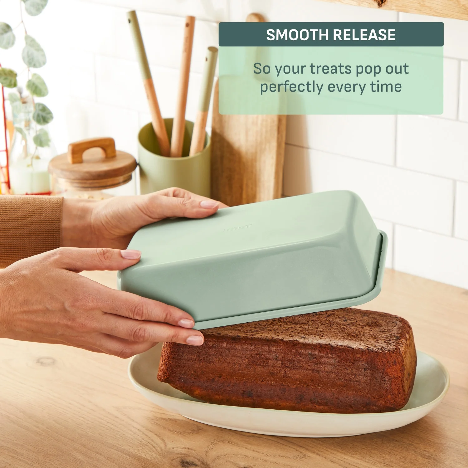 T-fal Stackable Ceramic Non-Stick Bakeware, 5 Piece Set, Mint Green