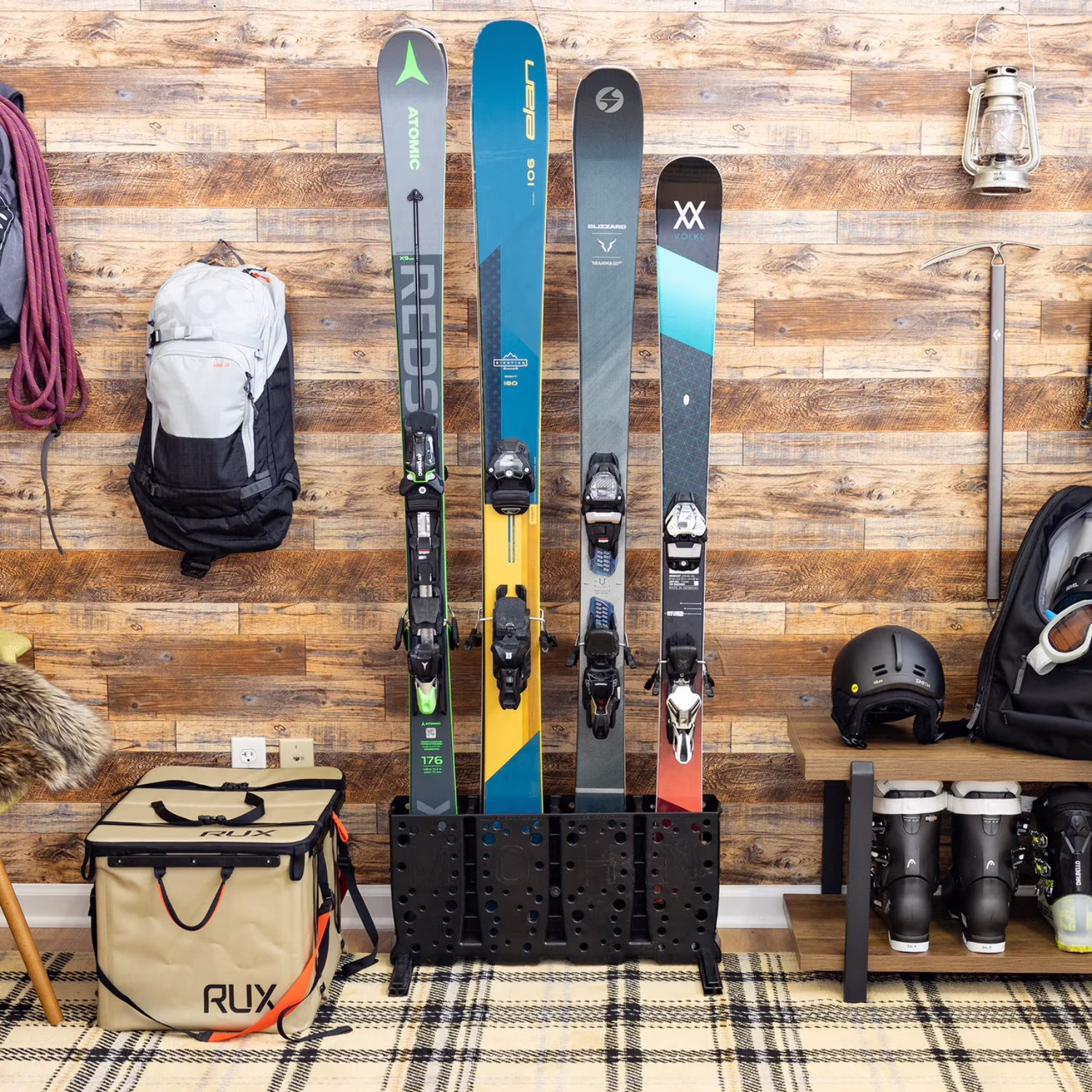 Skis Storage Rack