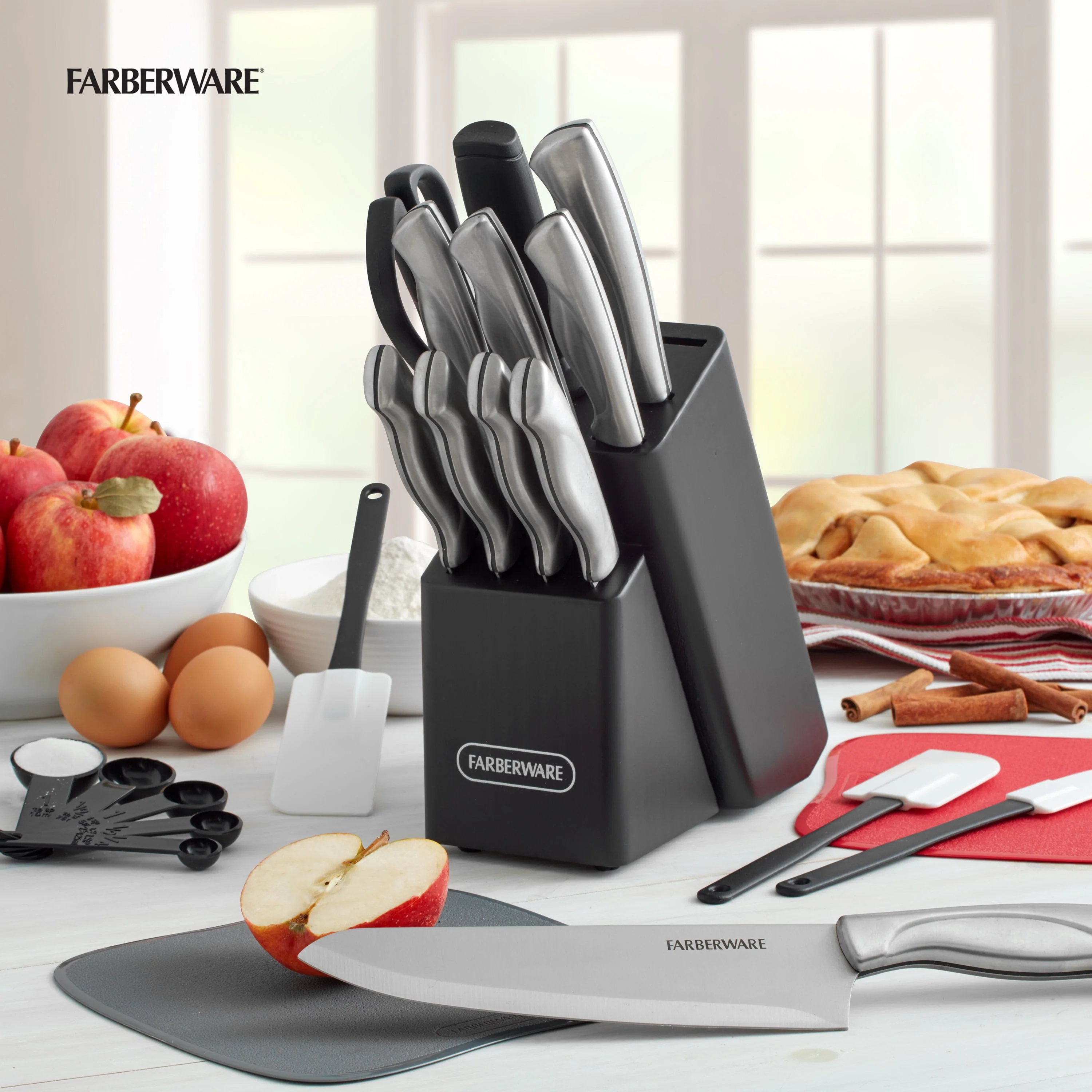 Farberware Classic 22-piece Stamped Stainless Steel Cutlery and Utensil Set