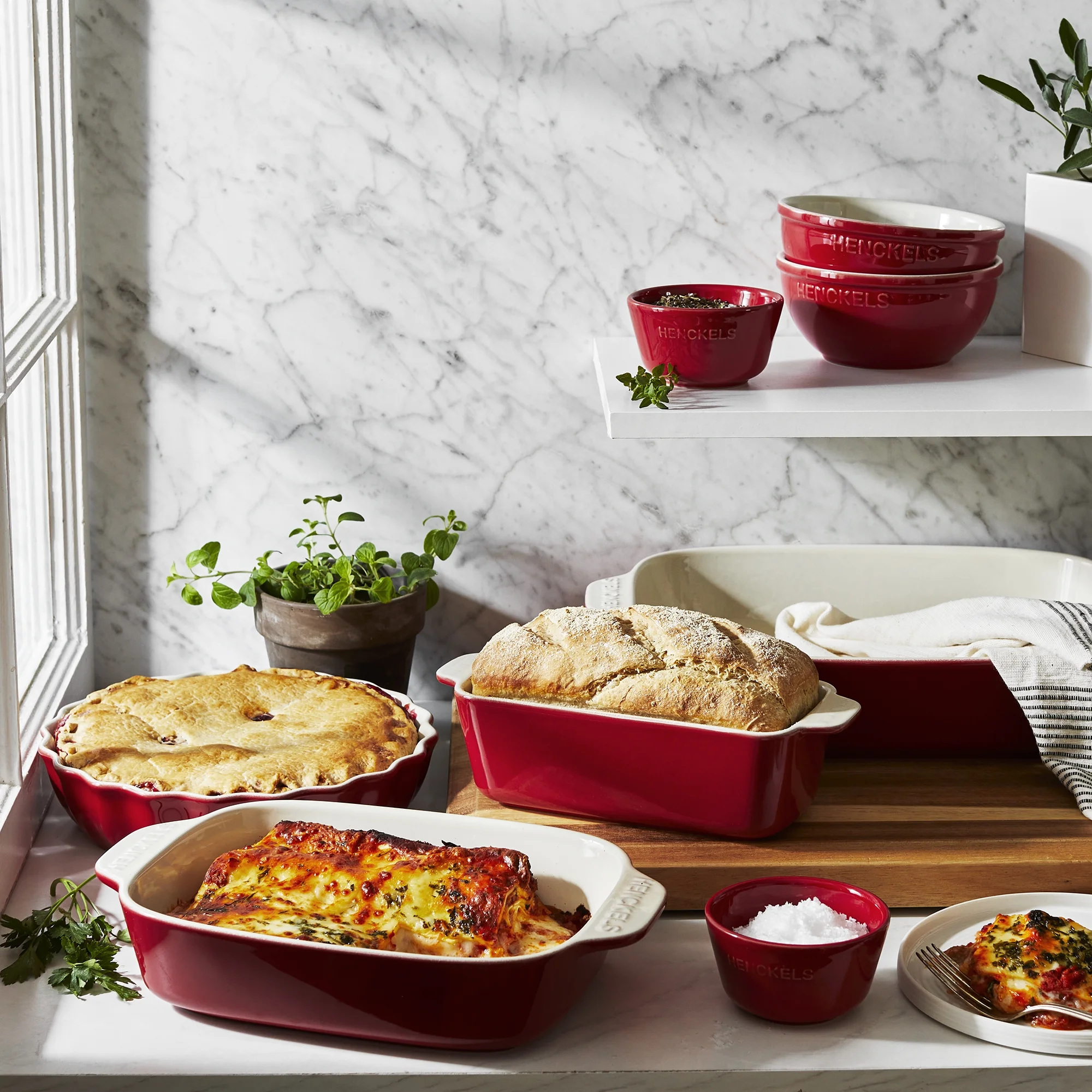 Henckels Ceramic 8-pc Mixed Bakeware & Serving Set - White