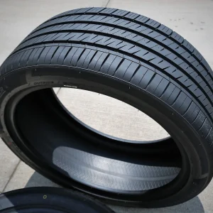 2(2) On 255/35ZR20 97W XL AS high performance tires