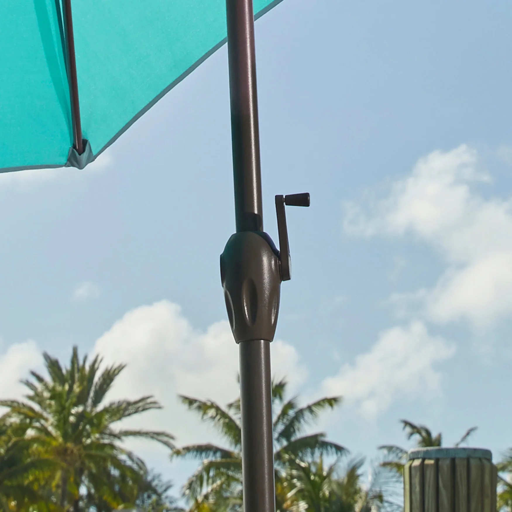 BrylaneHome Outdoor Tilt-And-Crank Umbrella With 8 Sturdy Steel Ribs Heavy Duty Fade-Resistant Tilting Shade Patio Garden Backyard Décor Pool Home