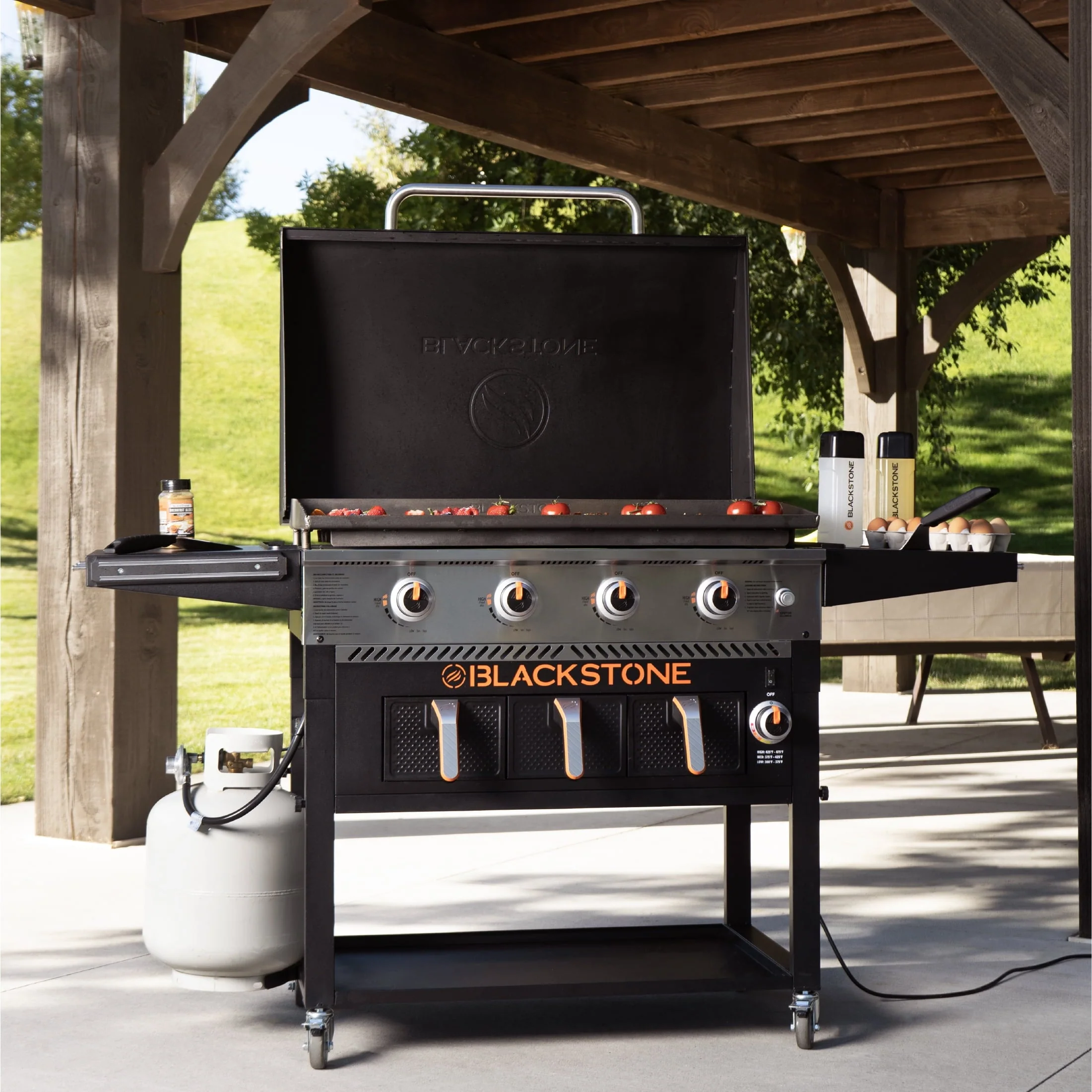 Blackstone 4-Burner 36" Propane Griddle with Air Fryer and Hood
