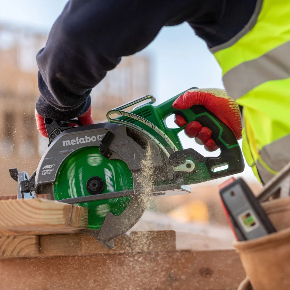Metabo HPT 36V MultiVolt 7-1/4 Inch Rear Handle Circular Saw, Lightweight Design, Up to 500 2x4 Cuts Per Charge, 53- Adjustable Bevel Capacity, Lifetime Tool Body Warranty, C3607DWA
