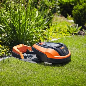 500 GO Robotic Lawn Mower