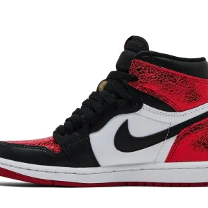 Wmns Jordan 1 Retro High OG 'Varsity Red'