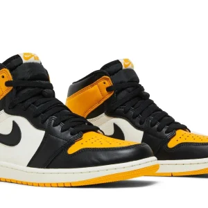 Jordan 1 Retro High OG 'Yellow Toe'
