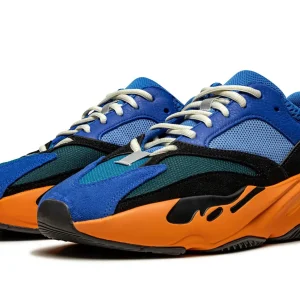 YEEZY BOOST 700 "Bright Blue"